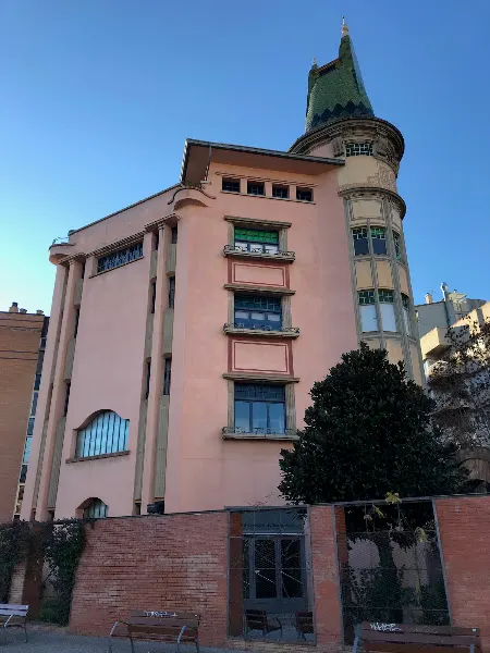 Colegio de Aparejadores, Arquitecos y de Ingenieros de Edificación de Gerona