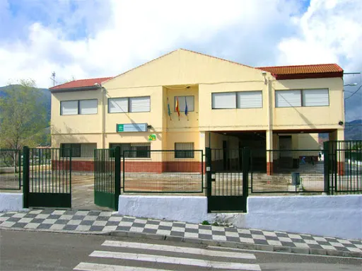 Colegio Público Enrique Tierno Galván - Colegio público en Zafarraya - foto 2