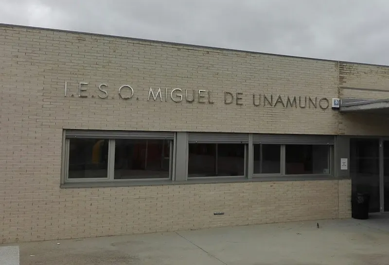 IESO Miguel de Unamuno - Instituto de secundaria en Ledesma - foto 2