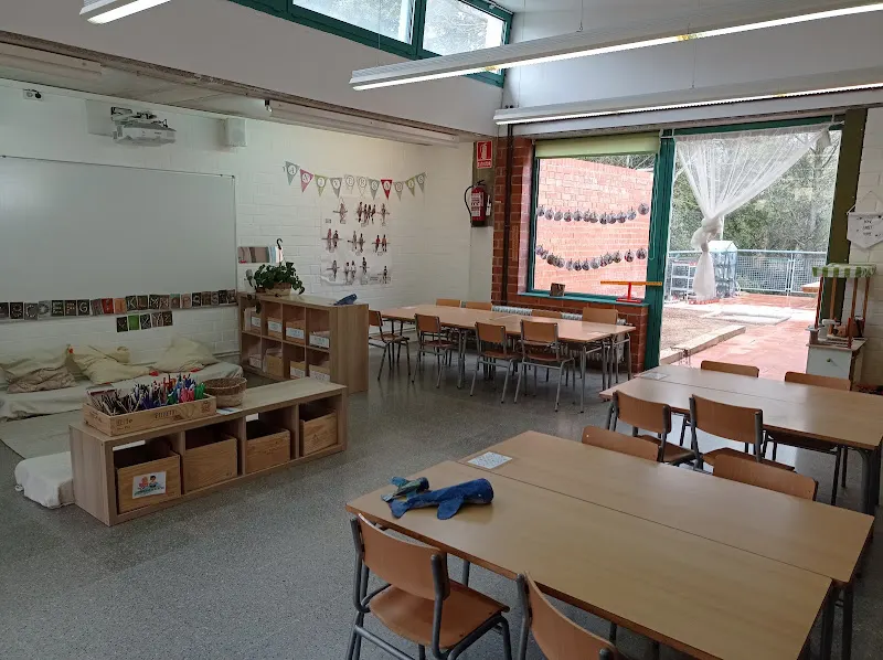 Escola El Bruc del Bruc - Escuela primaria en Bruc (El) - foto 2