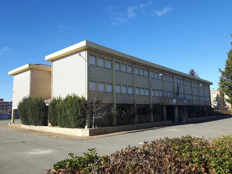 Colegio Rural Agrupado Cerecedo - Colegio público en León - foto 2