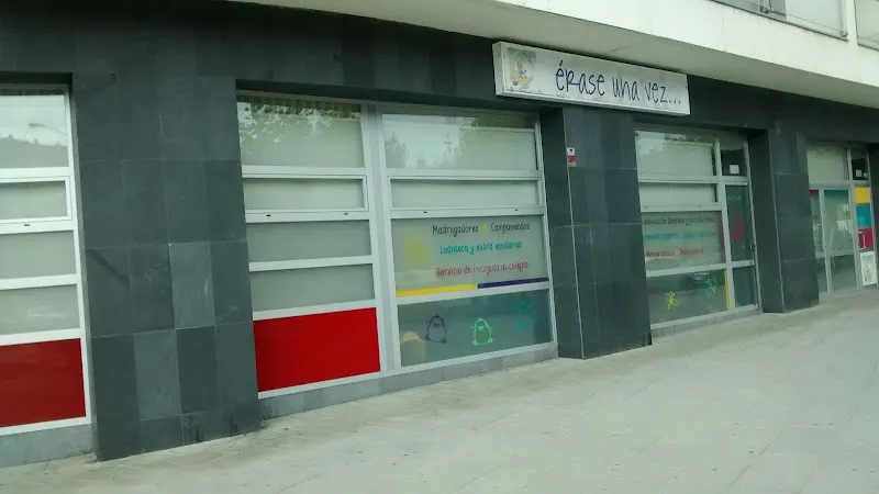 Escuela de Educación Infantil San Pedro - Colegio público en León - foto 3