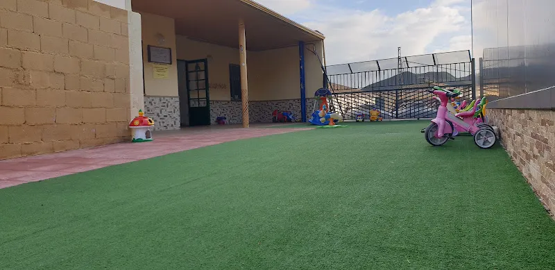 Escuela De Educación Infantil Carmen Urbano Villegas - La Malaha