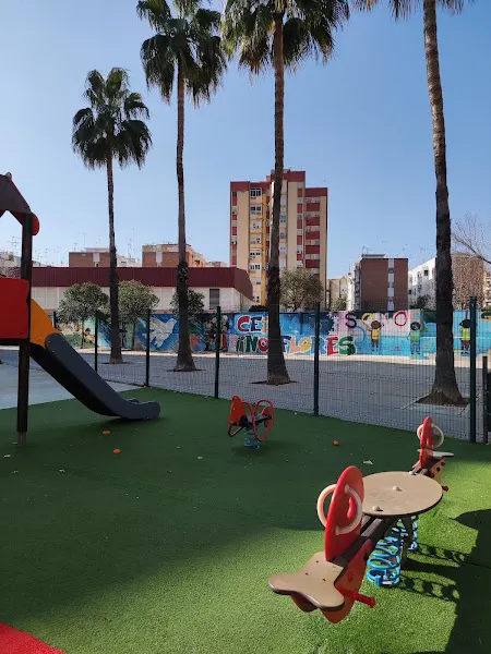 Colegio de Educación Infantil y Primaria Pino Flores