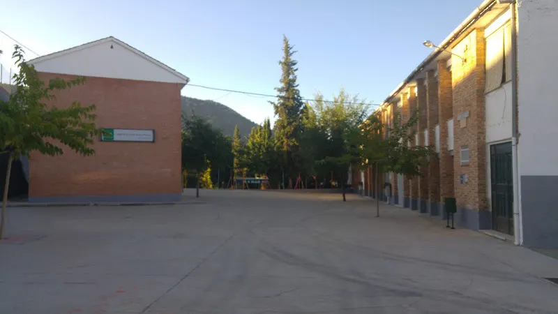 Centro de Educación Infantil y Primaria San Sebastián - Benalua de las Villas