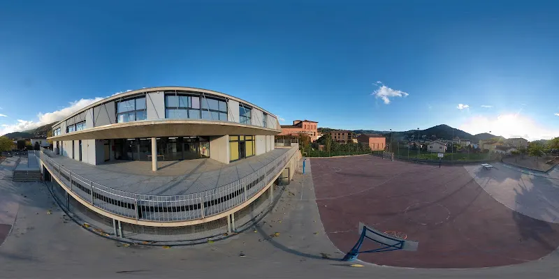 Escuela Pública Rocalba - Sant Feliu de Pallerols