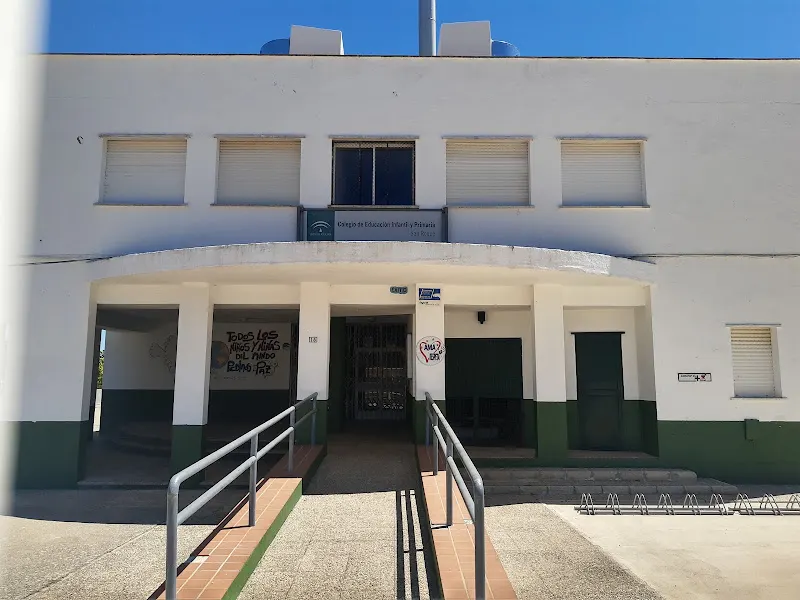 Colegio Público San Roque - Colegio público en Cala - foto 2