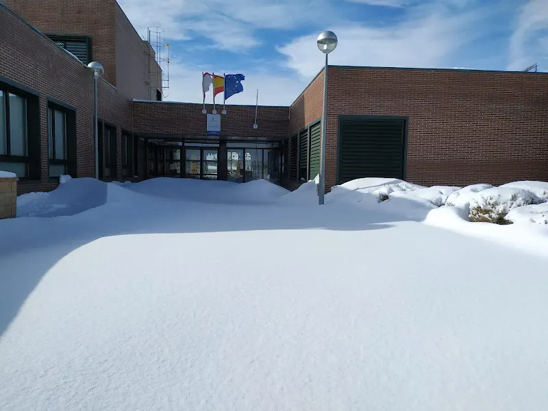 CEIP. Virgen Del Amparo en Torija