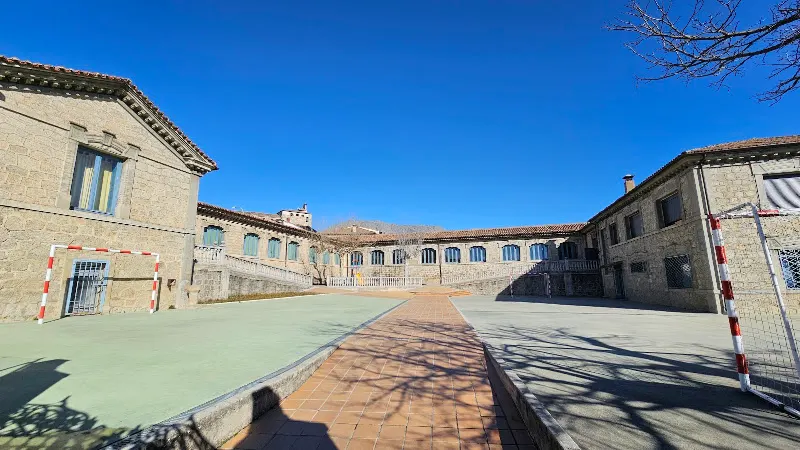 Centro Rural Agrupado El Barranco - Colegio público en Mombeltran - foto 2