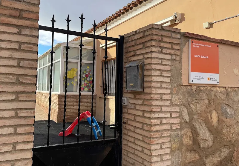 Escuela Municipal de Educación Infantil de Santa Eulalia del Campo - Colegio público en Santa Eulalia - foto 2