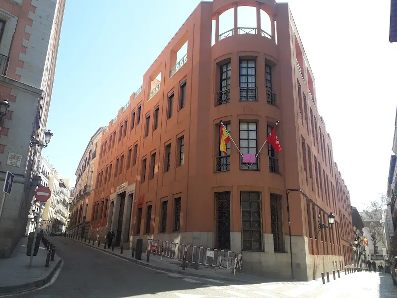 IES Santa Teresa de Jesús - Instituto de secundaria en Madrid - foto 3