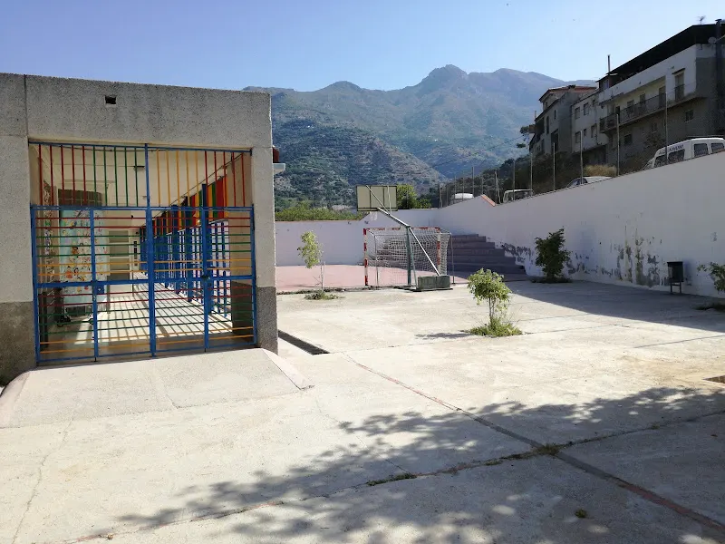 Colegio Público Rural Valle Verde - Colegio público en Jete - foto 2
