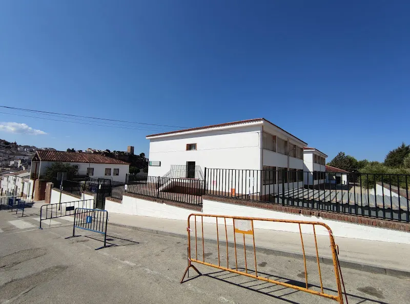 CEIP San Francisco de Asís - Colegio público en Villardompardo - foto 2