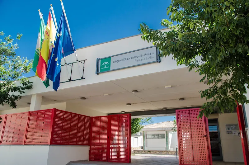 CEIP San Francisco de Asís - Colegio público en Villardompardo - foto 3