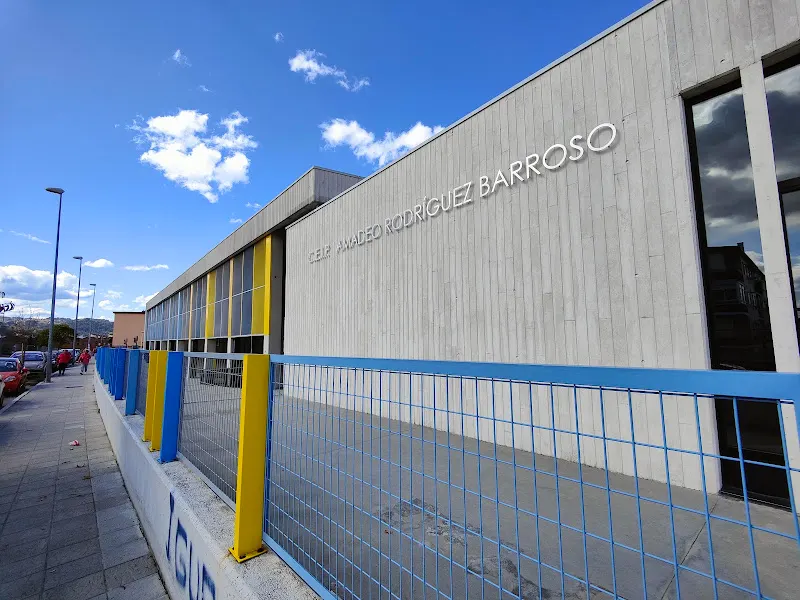 Colexio Público San Salvador - Colegio público en Arnoia (A) - foto 2