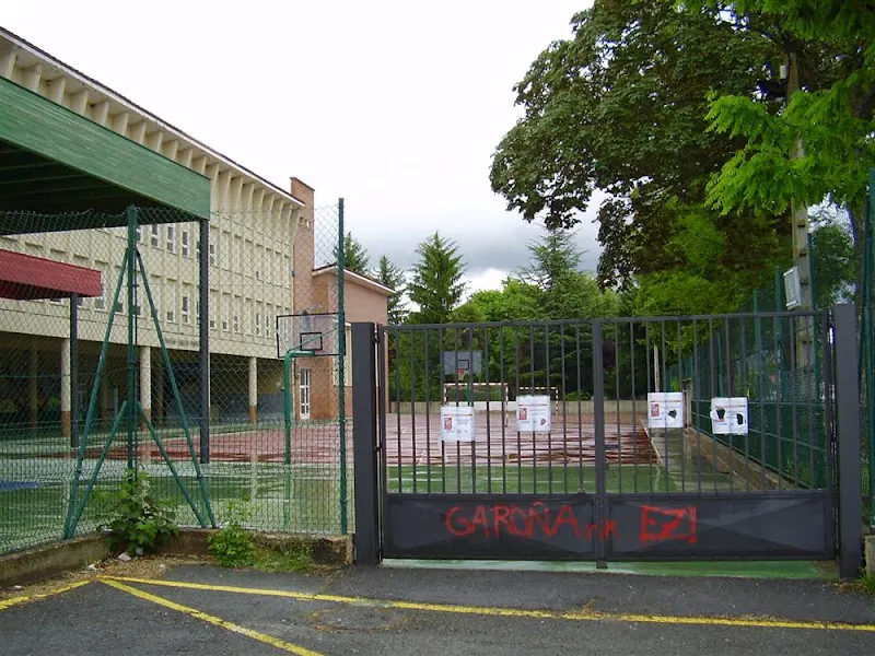 Colegio Público Com.Gobea - Colegio público en Cádiz - foto 2