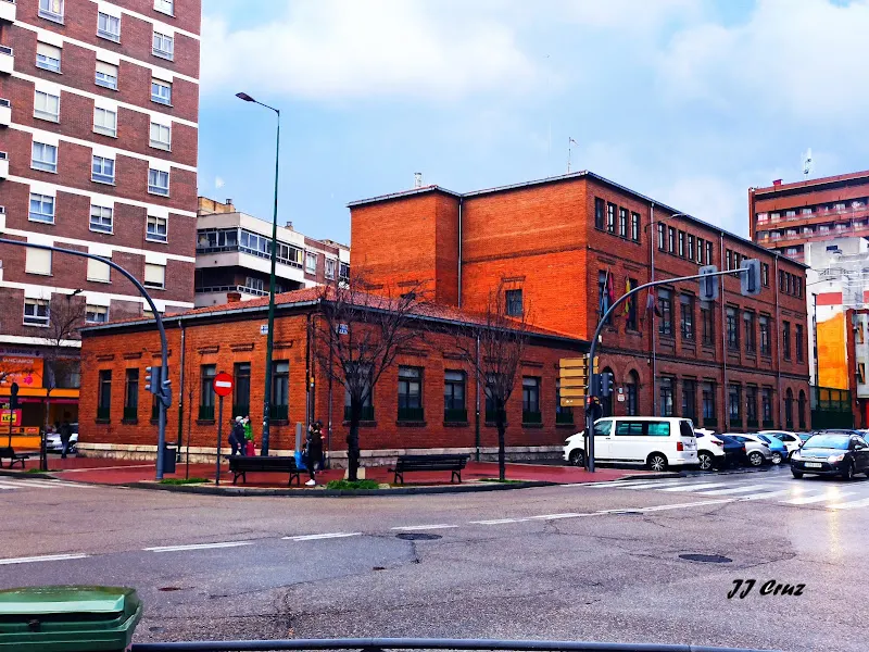 Colegio Público César Bedoya