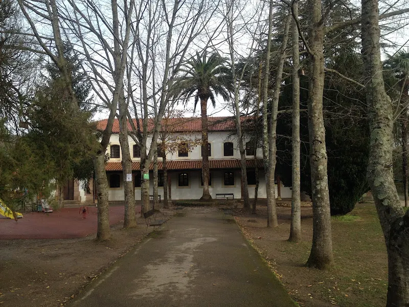 CEIP Manuel Llano-Terán - Colegio público en Cabuerniga - foto 2