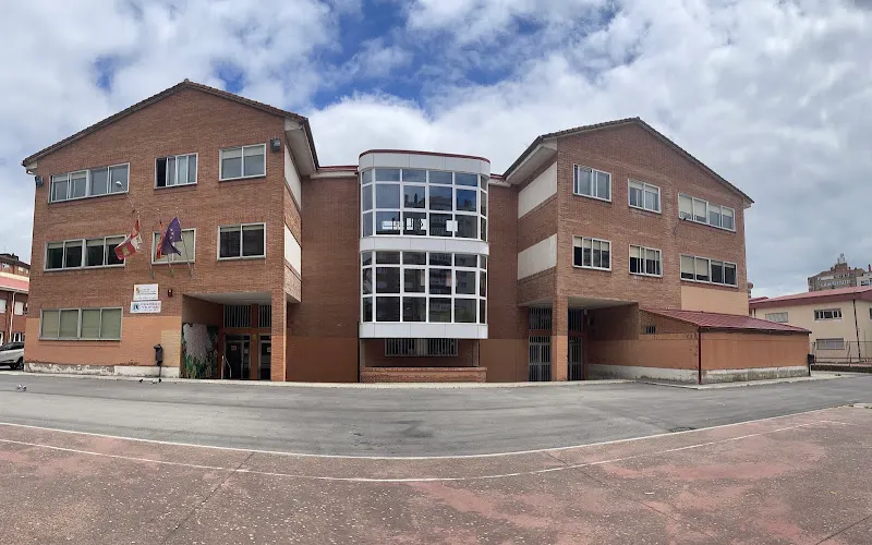 IES Félix Rodríguez de la Fuente - Instituto de secundaria en Burgos - foto 2