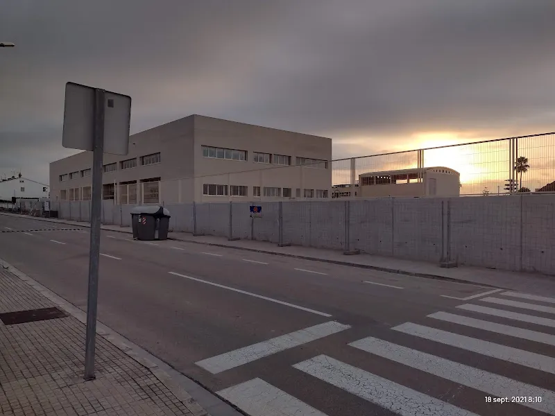CEIP Lluís Tena - Colegio público en Sant Jordi/San Jorge - foto 2