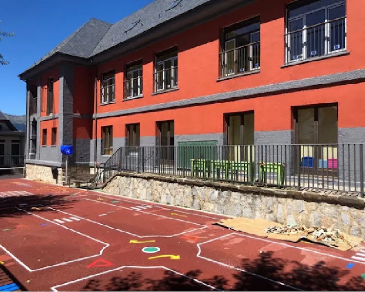 Colegio Público Estudi Alejandro Casona - Les