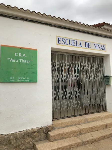Colegio - Colegio público en Tejeda de Tietar - foto 2