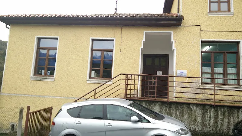 CRA ALTO NALON - ESCUELAS DE SAN GINÉS (RIOSECO) - Centro educativo en Sobrescobio - foto 2