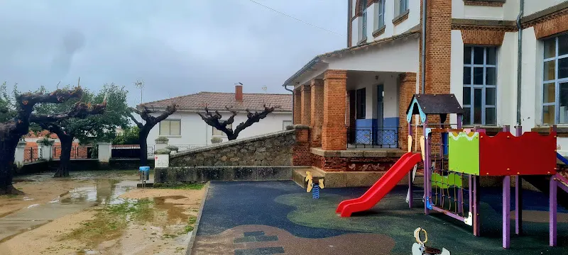 Colegio Público El Barranco - San Esteban del Valle