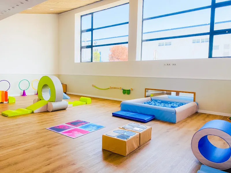 Escuela Infantil Happy Way ZAL Port - Guardería en Barcelona - foto 2