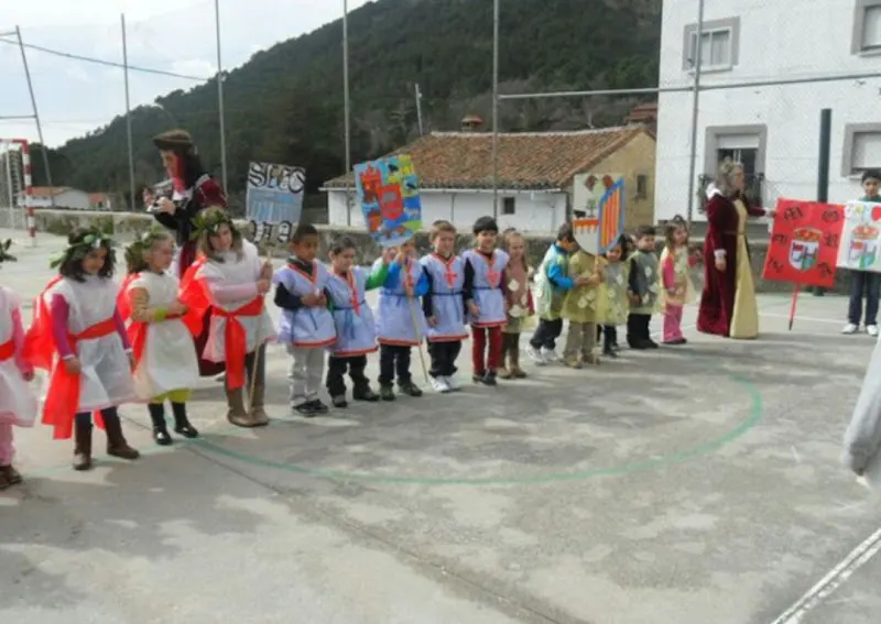 Colegio Rural Agrupado de Mijares-M Educación y Ciencia - Gavilanes