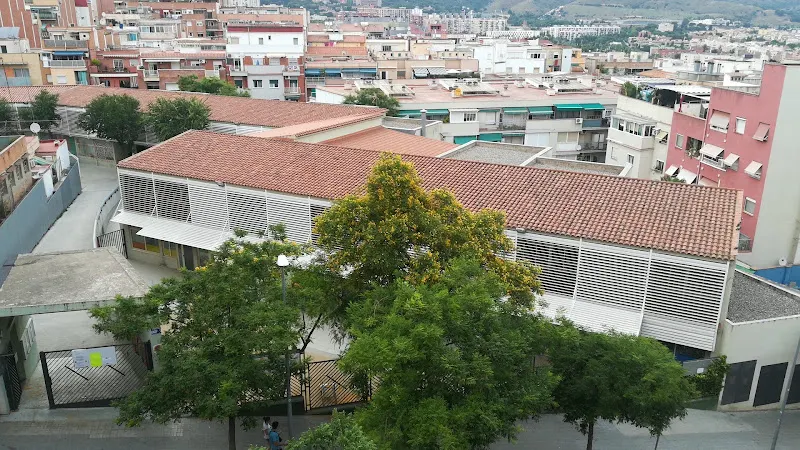 Escuela El Carmel - Escuela de primaria en Barcelona - foto 3