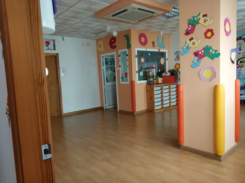 Escuela Infantil San Sebastián De Los Ballesteros - Colegio público en San Sebastian de los Ballesteros - foto 3