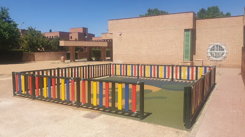 Colegio Público - Colegio público en San Cristobal de la Cuesta - foto 2