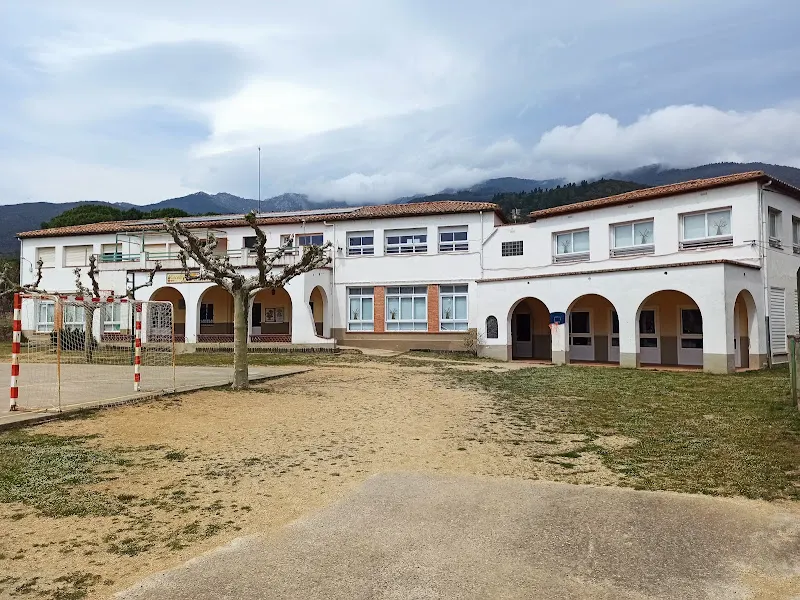 Escuela Les Salines - Macanet de Cabrenys