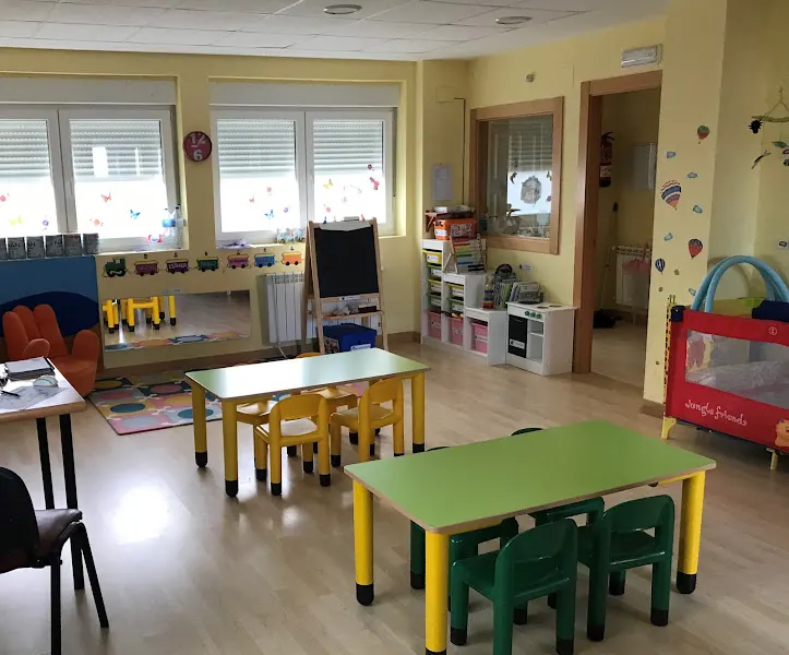 CEIP San Agustín - Colegio público en Fuentes de Nava - foto 2