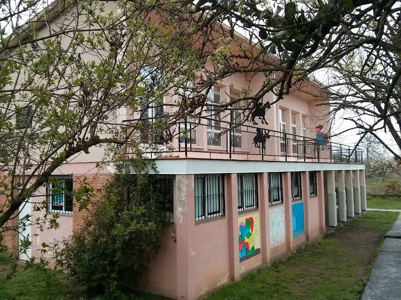 Colegio Público San Millan - Colegio público en San Millan de la Cogolla - foto 2