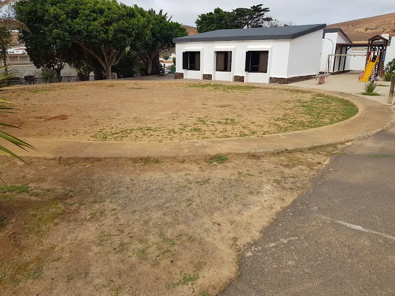 Gobierno de Canarias - Colegio público en Betancuria - foto 2