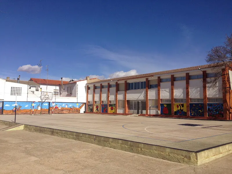 Colegio San José de Calasanz - Las Labores