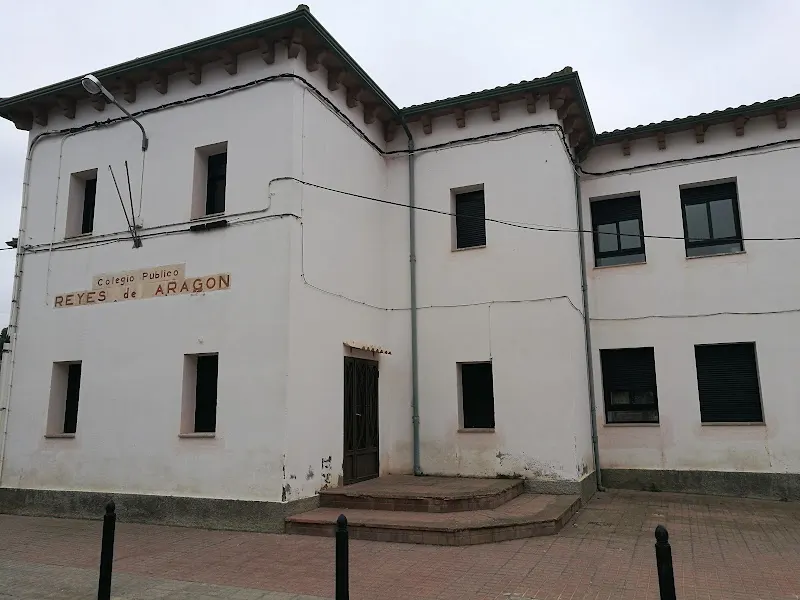 Colegio público Reyes de Aragón - Almunia de San Juan