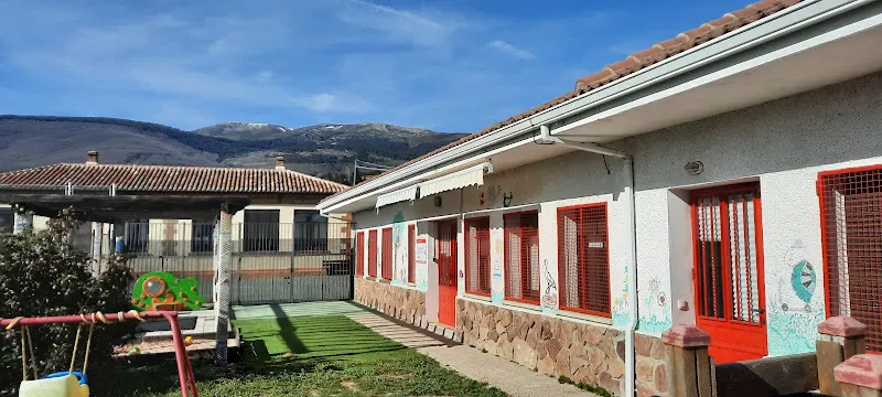 Escuela De Educación Infantil Casa De Niños Lozoya - Lozoya