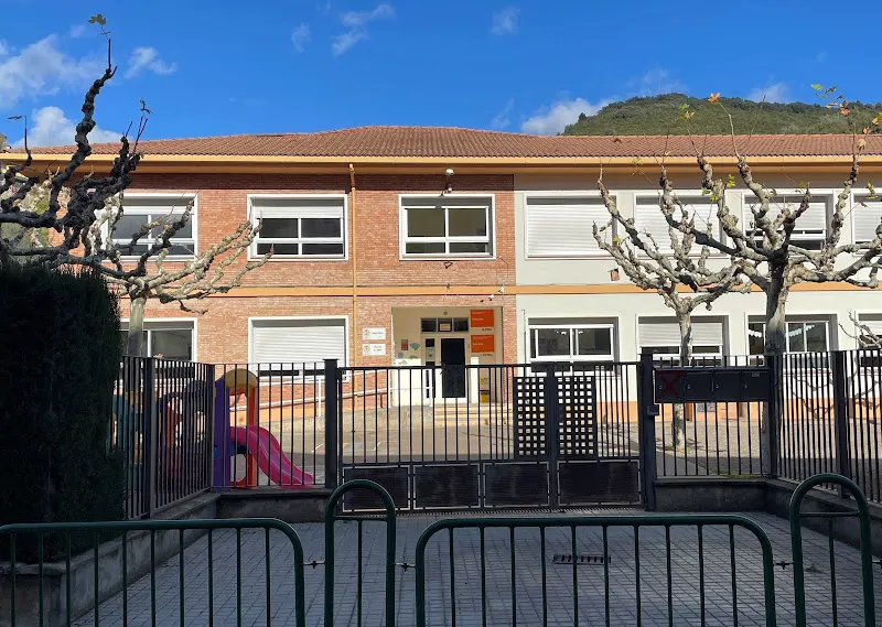 Colegio Público A Redolada - Colegio público en Peralta de Alcofea - foto 3