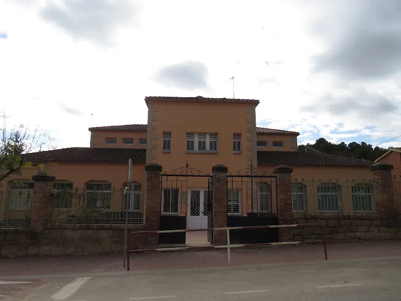 Escola Sant Bonifaci - Colegio público en Vinaixa - foto 2