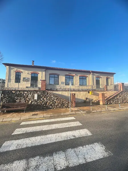 Colegio Público Santa Cecília ZER Les Salines - Boadella i les Escaules