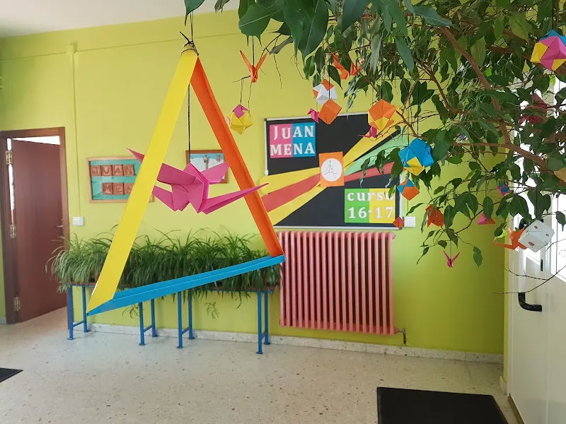Colegio de Educación Infantil y Primaria "Conde de Vallellano" - Colegio público en Ampudia - foto 3