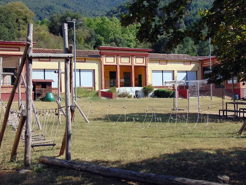 Colegio Público las Moreras. Zer Valle del Ter - Colegio público en Llanars - foto 2