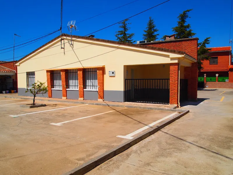 Casa rural "Las Escuelas" - San Bartolome de las Abiertas