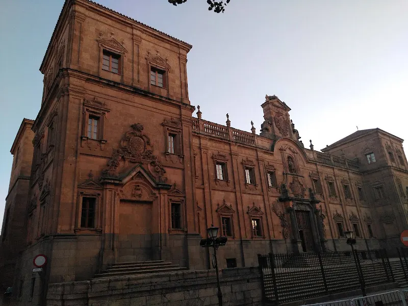 Colegio publico de Arabayona de Mogica - Colegio público en Arabayona de Mogica - foto 2