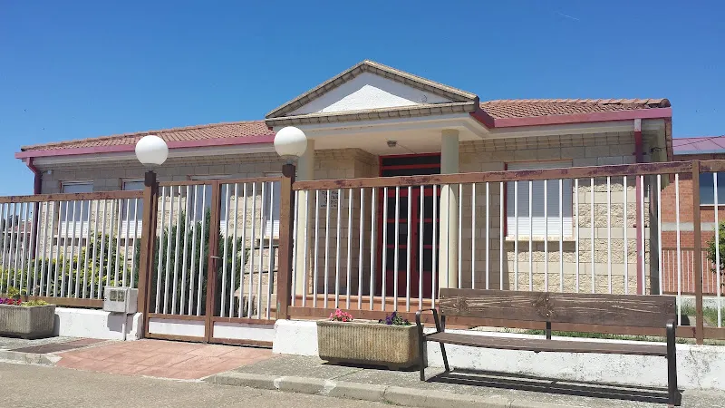 Escuela de Educación Infantil Padre Anastasio Gutiérrez - Colegio público en Santervas de la Vega - foto 2