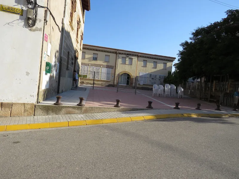 Escola Pública L'Espígol Zer Garrigues Altes - Colegio público en Juncosa - foto 2