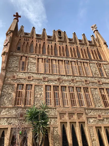 Colegio de las Teresianes (GAUDÍ) - Centro educativo en Barcelona - foto 2